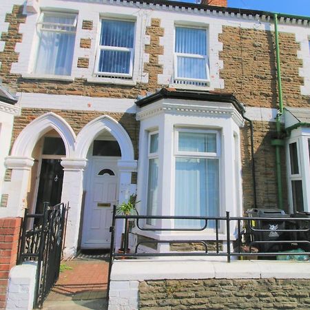 Three Bedroom Townhouse - Free Local Parking - By Property Promise Cardiff Dış mekan fotoğraf