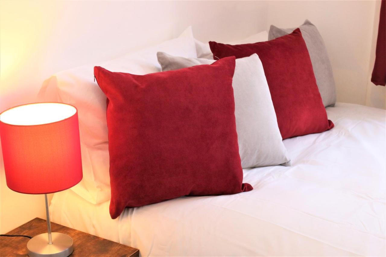 Three Bedroom Townhouse - Free Local Parking - By Property Promise Cardiff Dış mekan fotoğraf