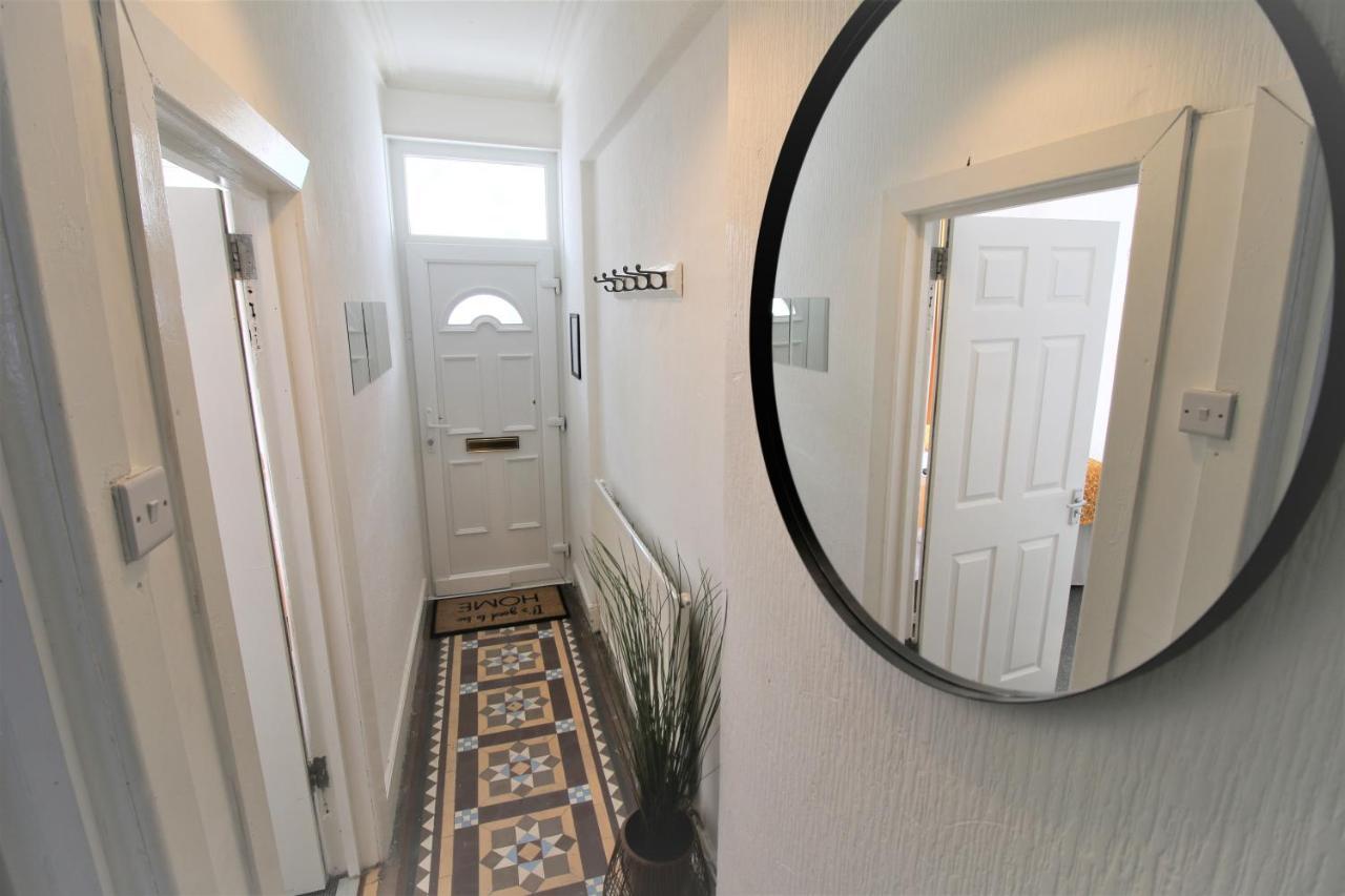 Three Bedroom Townhouse - Free Local Parking - By Property Promise Cardiff Dış mekan fotoğraf