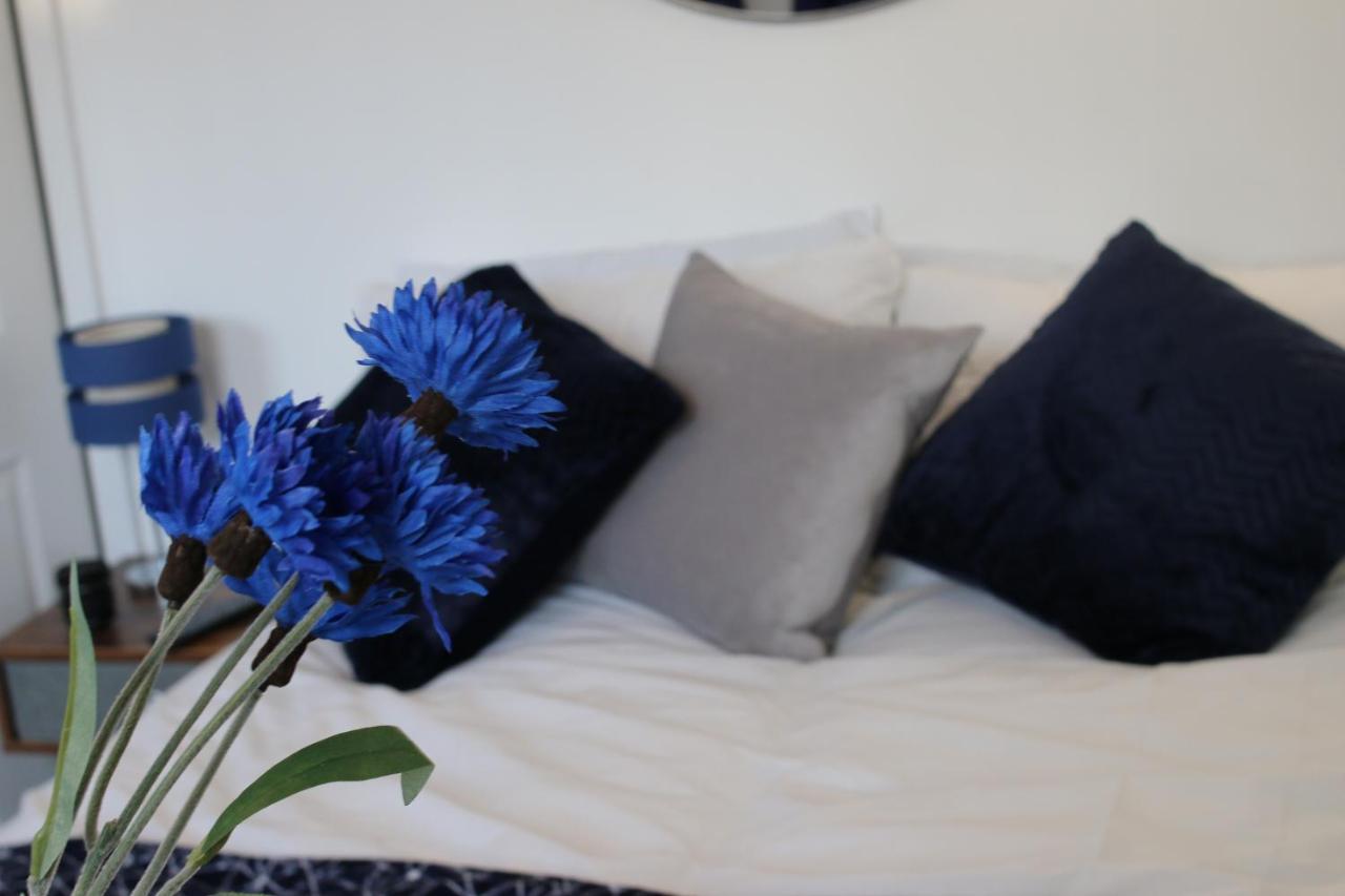 Three Bedroom Townhouse - Free Local Parking - By Property Promise Cardiff Dış mekan fotoğraf