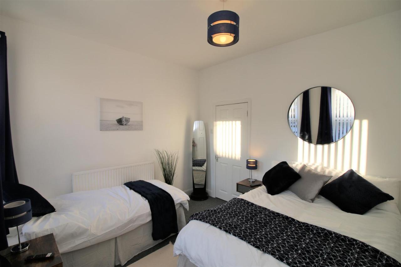 Three Bedroom Townhouse - Free Local Parking - By Property Promise Cardiff Dış mekan fotoğraf